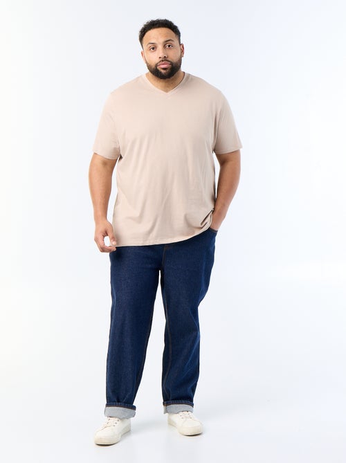 T-shirt com decote em V - Kiabi T-shirt com decote em V - Kiabi