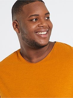 T-shirt com decote em V de conceção ecológica - Kiabi