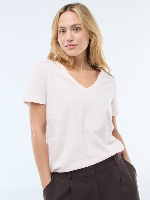 T-shirt com decote em V - Kiabi T-shirt com decote em V - Kiabi