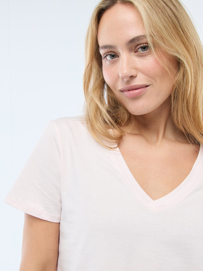 T-shirt com decote em V Rosa - Kiabi
