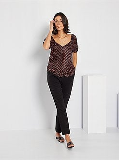 T-shirt com decote quadrado - Kiabi