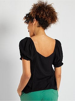 T-shirt com decote quadrado - Kiabi