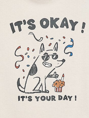 T-shirt com estampado de aniversário