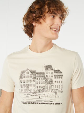 T-shirt com estampado de manga curta