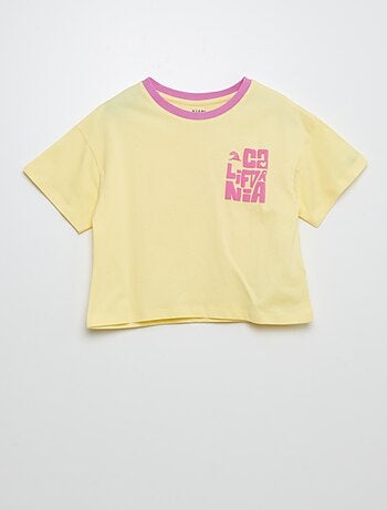 T-shirt com estampado, manga curta e gola redonda