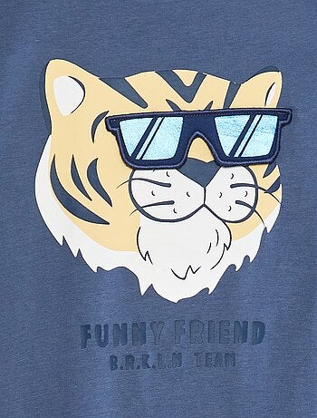 T-shirt com estampado, manga curta e gola redonda