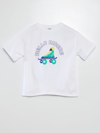 T-shirt com estampado, manga curta e gola redonda