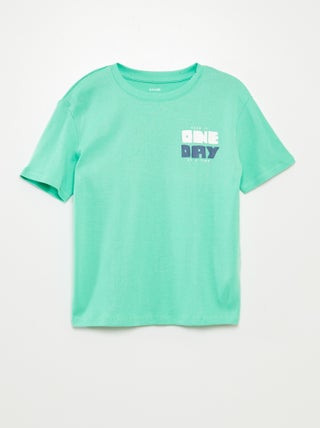 T-shirt com estampado na frente e verso de manga curta