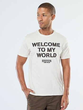 T-shirt com estampado 'Stranger Things' de manga curta