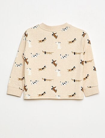 T-shirt com gola abotoada e estampado