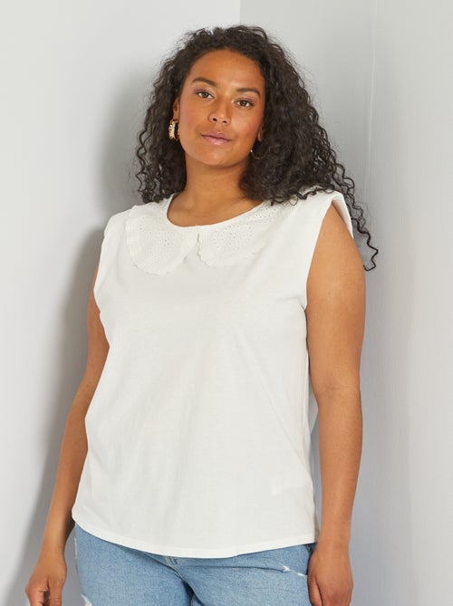 T-shirt com gola claudine - Kiabi