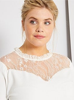 T-shirt com gola com folhos - Kiabi