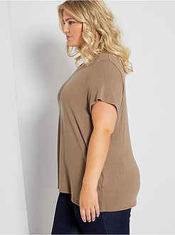 T-shirt com gola dourada - Kiabi