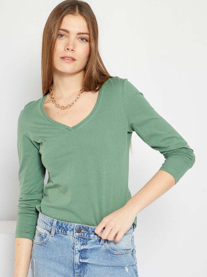 T-shirt com gola em bico Verde - Kiabi
