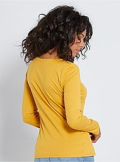 T-shirt com gola em V - Kiabi