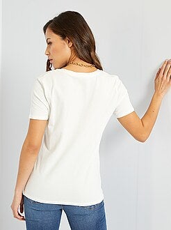 T-shirt com gola em V - Kiabi