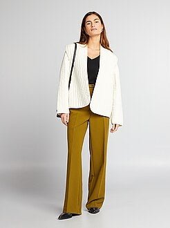 T-shirt com gola em V - Kiabi