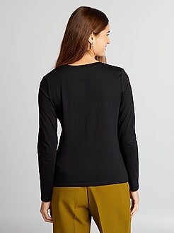 T-shirt com gola em V - Kiabi