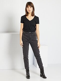 T-shirt com gola em V - Kiabi