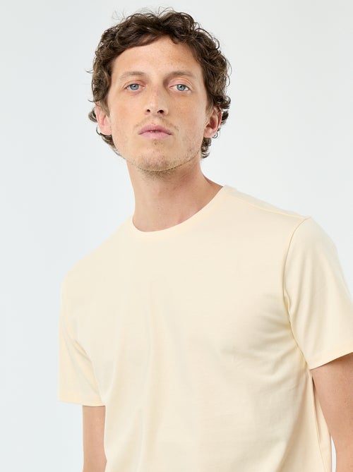 T-shirt com gola redonda de algodão - Kiabi T-shirt com gola redonda de algodão - Kiabi