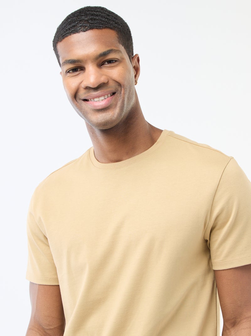 T-shirt com gola redonda de algodão Bege - Kiabi