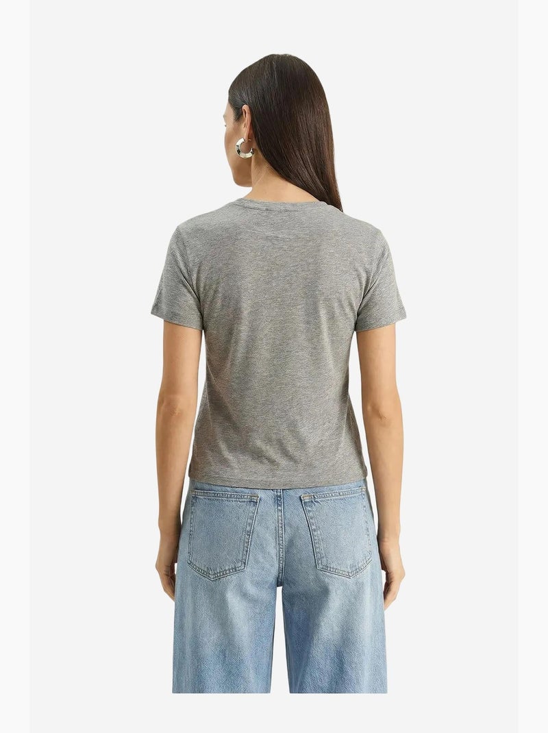 T-shirt com gola redonda e bordado floral lucci Cinza - Kiabi