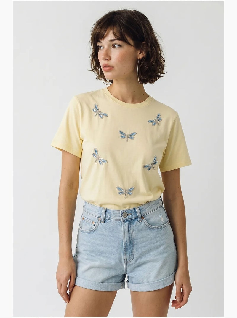 T-shirt com gola redonda e corte descontraído, bordado lucci Amarelo-limão - Kiabi