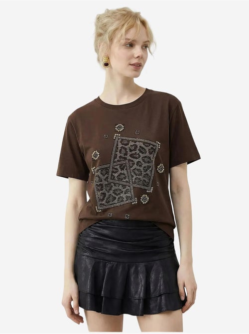 T-shirt com gola redonda e estampado geométrico de lantejoulas lucci - Kiabi T-shirt com gola redonda e estampado geométrico de lantejoulas lucci - Kiabi
