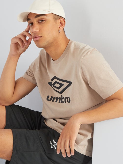 T-shirt com gola redonda 'Umbro' - Kiabi