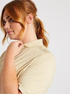 T-shirt com gola subida - Kiabi