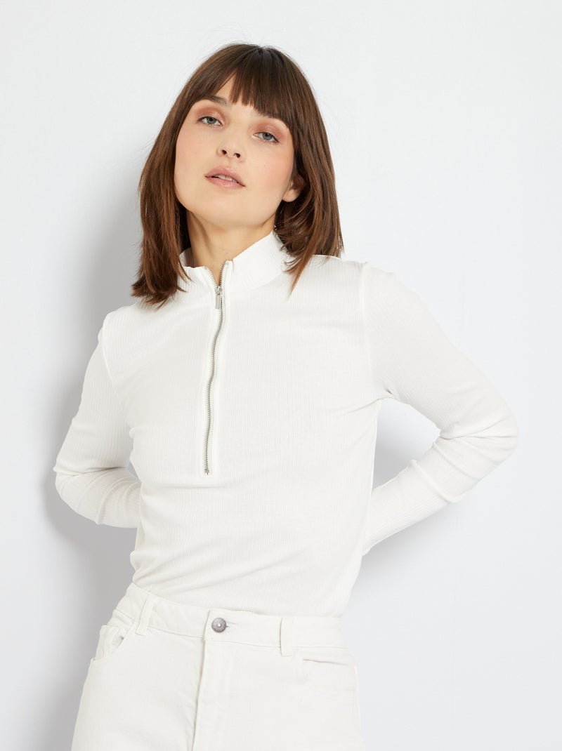 T-shirt com gola subida Branco - Kiabi