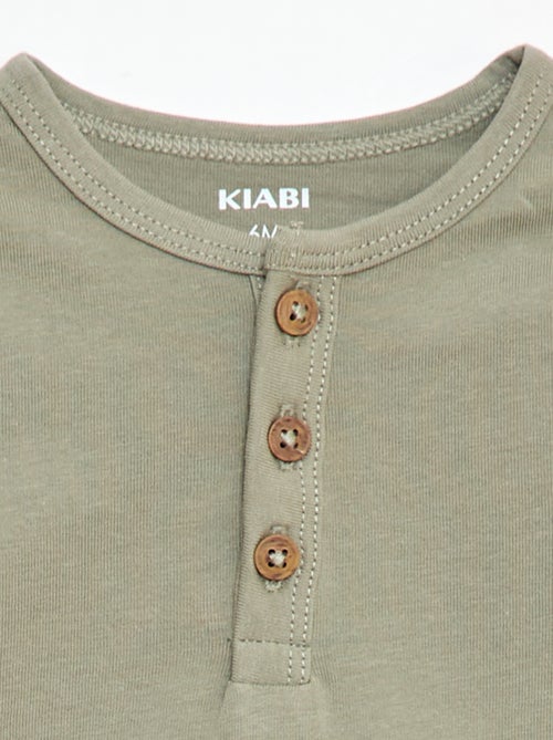T-shirt com gola tunisiana abotoada - Kiabi