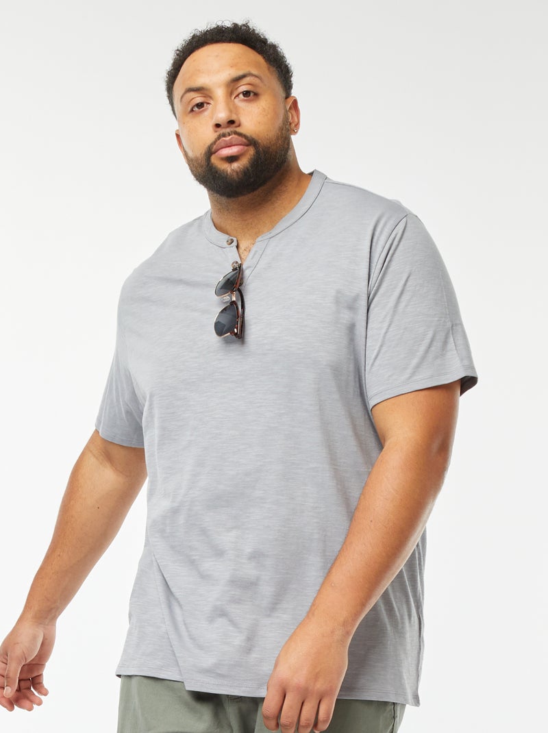T-shirt com gola tunisina Azul - Kiabi