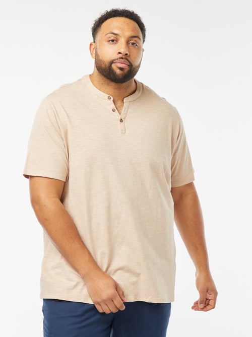 T-shirt com gola tunisina - Kiabi