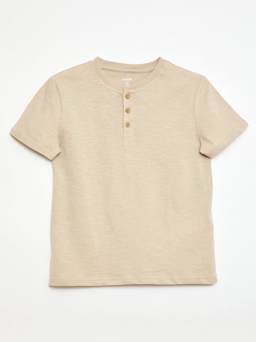 T-shirt com gola tunisina - Kiabi