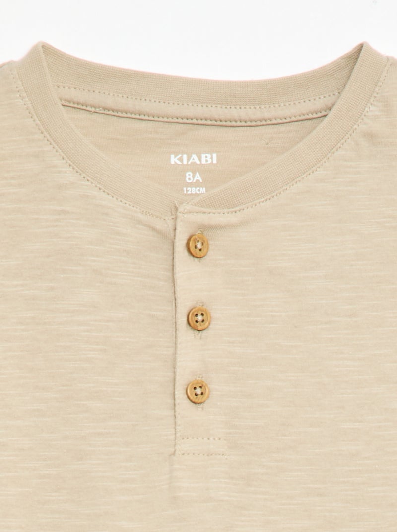 T-shirt com gola tunisina Bege - Kiabi