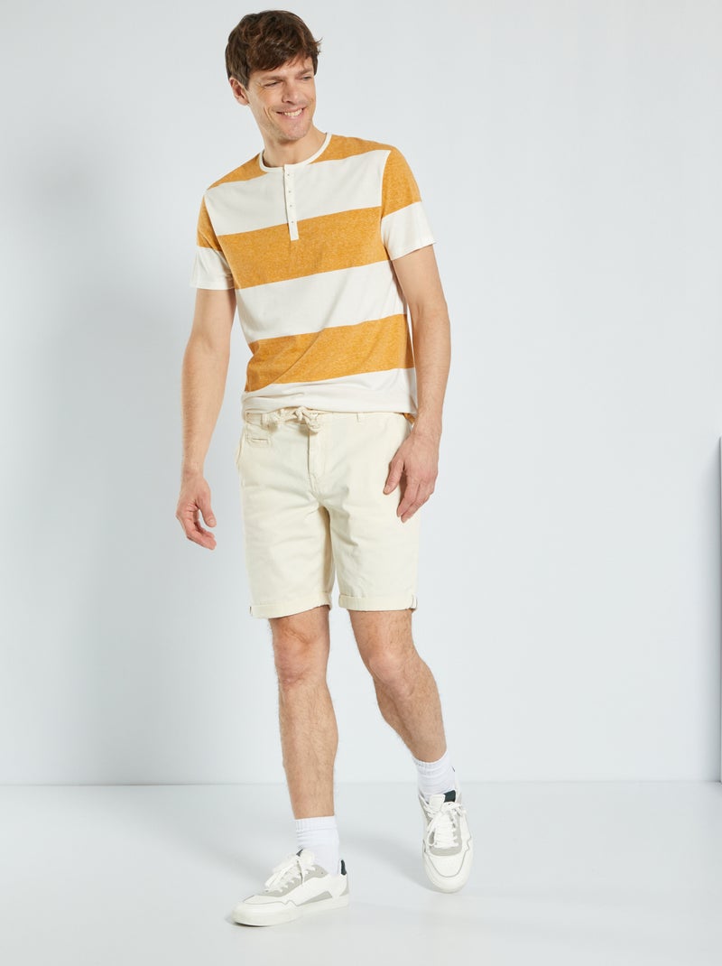 T-shirt com gola tunisina BEGE - Kiabi