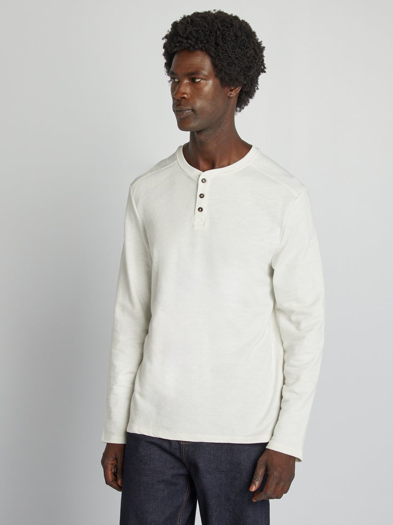 T-shirt com gola tunisina Branco - Kiabi