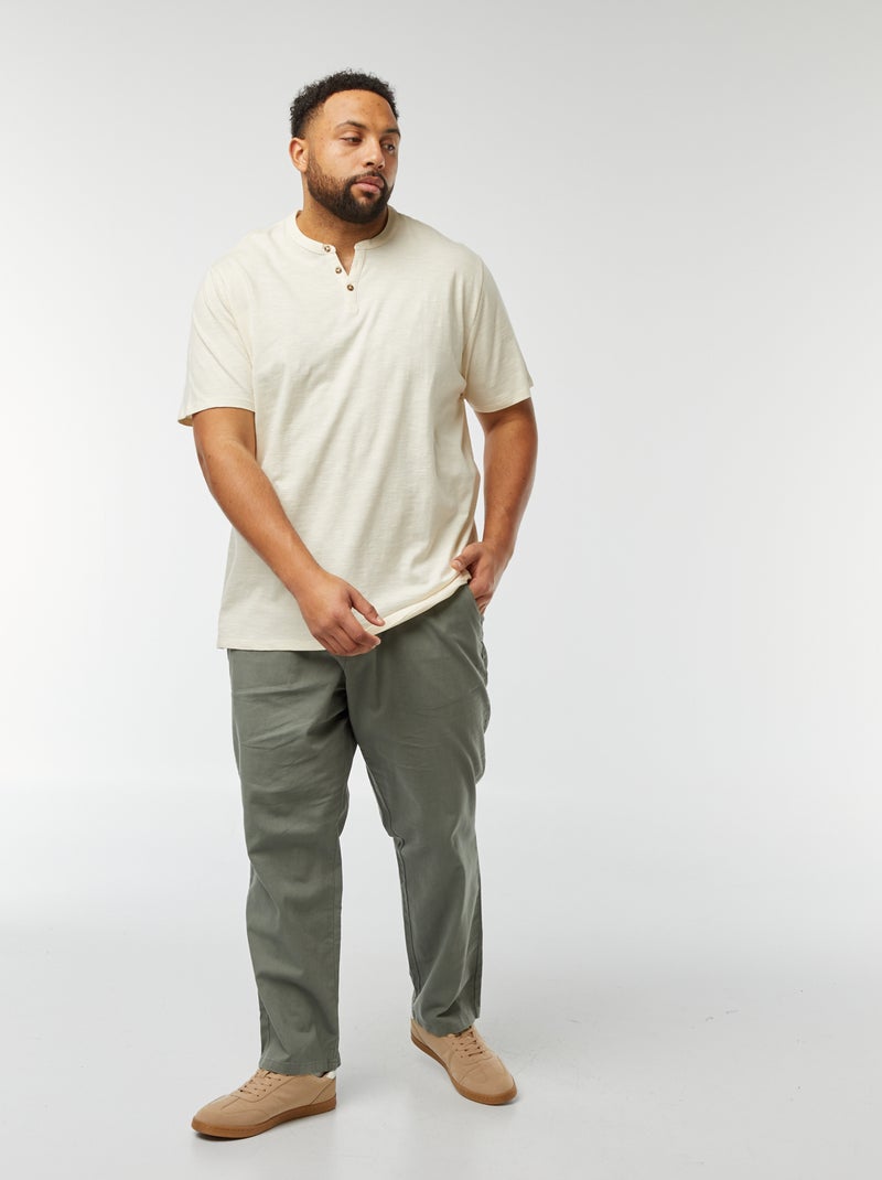 T-shirt com gola tunisina Branco - Kiabi