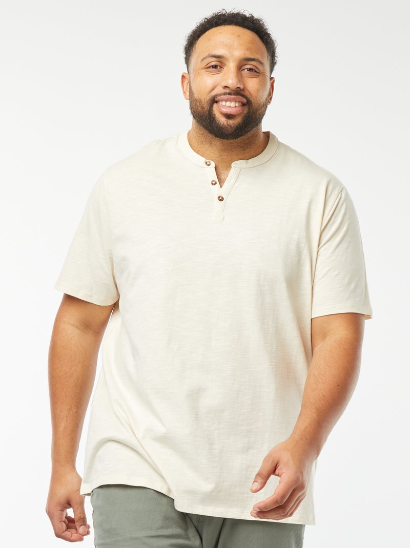 T-shirt com gola tunisina Branco - Kiabi
