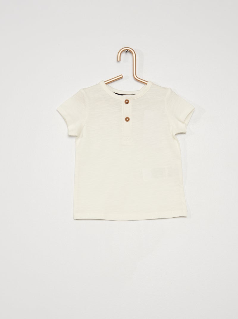 T-shirt com gola tunisina Branco - Kiabi