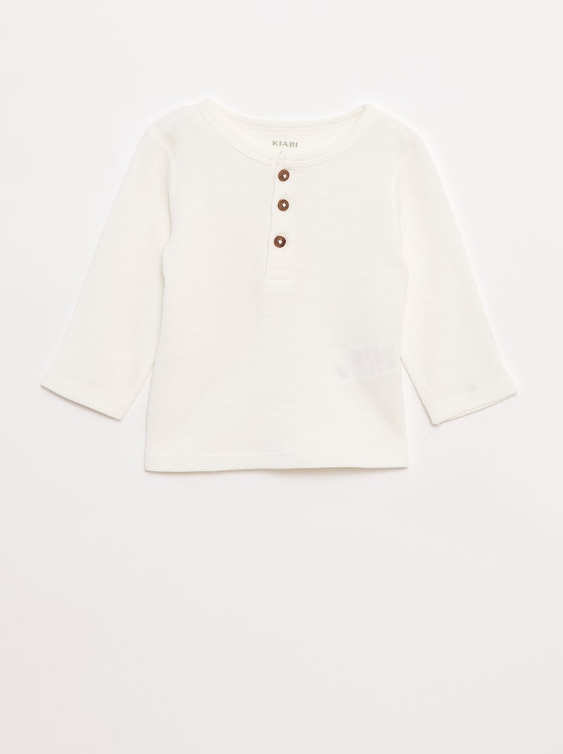 T-shirt com gola tunisina em malha gofrada Branco - Kiabi