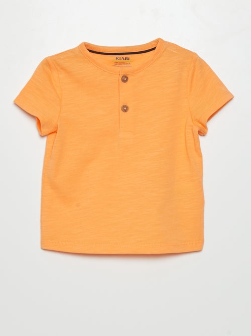 T-shirt com gola tunisina - Kiabi