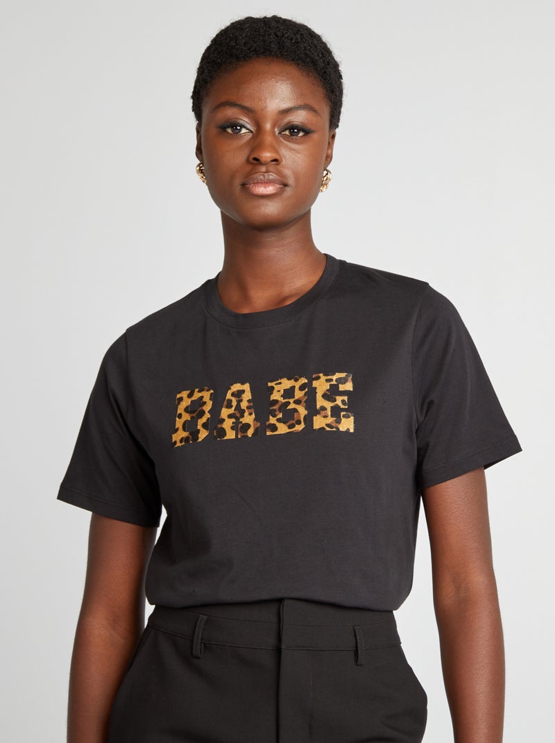 T-shirt com inscrição 'BABE' PRETO - Kiabi
