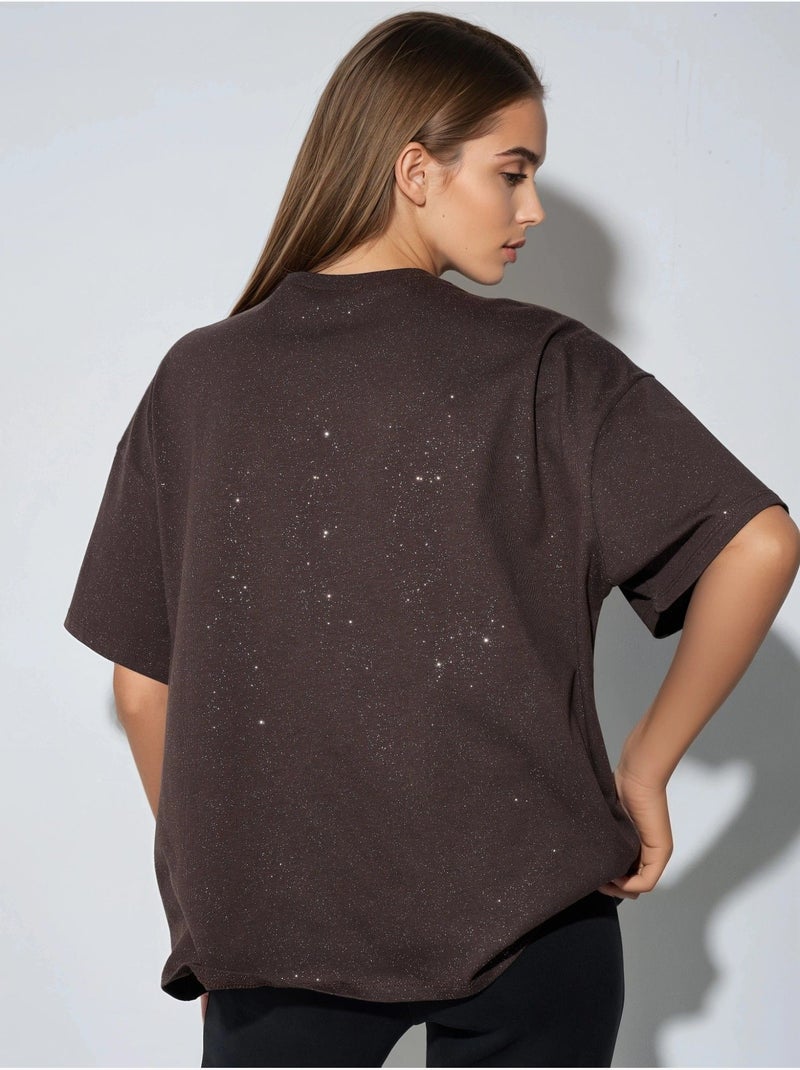 T-shirt com lantejoulas, gola redonda e manga curta busem Castanho-escuro - Kiabi