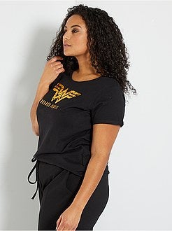 T-shirt com lantejoulas 'Mulher Maravilha' - Kiabi