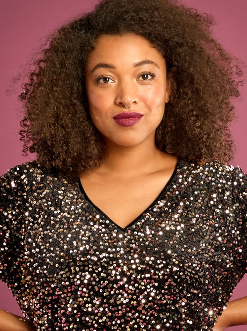 T-shirt com lantejoulas por todo o lado e mangas curtas - Kiabi