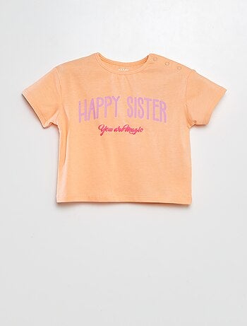 T-shirt com mensagem para as irmãs