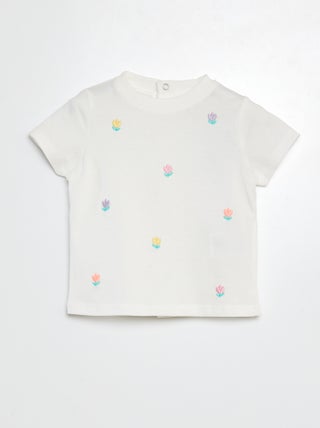 T-shirt com motivos bordados