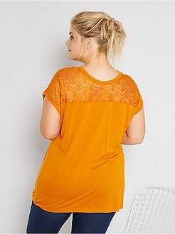 T-shirt com renda - Kiabi